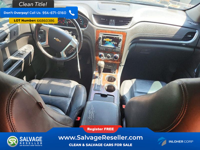 Used 2014 Chevrolet Traverse LT FWD image 11