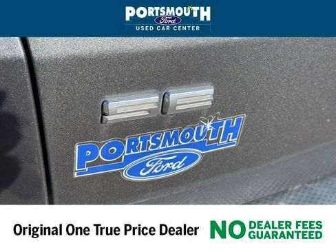 Used 2022 Ford Escape SE w/ Cold Weather Package image 16