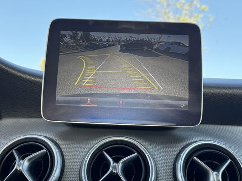 Used 2019 Mercedes-Benz CLA 250 image 26