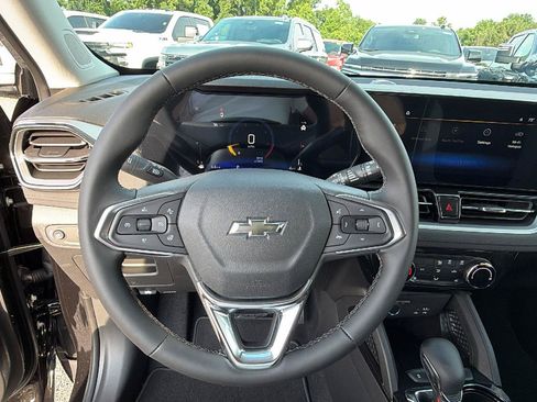 New 2026 Chevrolet TrailBlazer LT w/ Midnight Edition FWD image 20