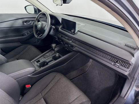 Used 2024 Honda Accord EX image 28