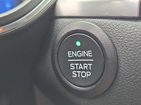 Used 2021 Ford Escape Titanium image 34