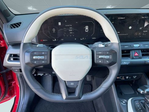 Used 2025 Kia K4 GT-Line w/ GT-Line Sunroof Package image 17