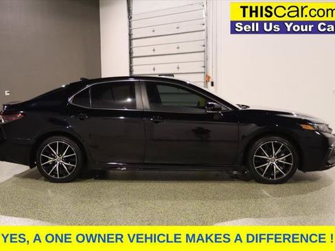 Used 2024 Toyota Camry SE FWD image 9