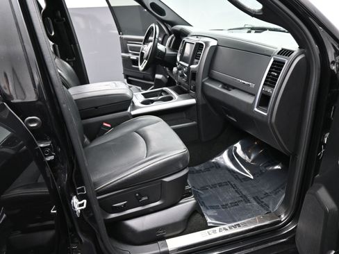 Used 2016 RAM 1500 Limited image 19