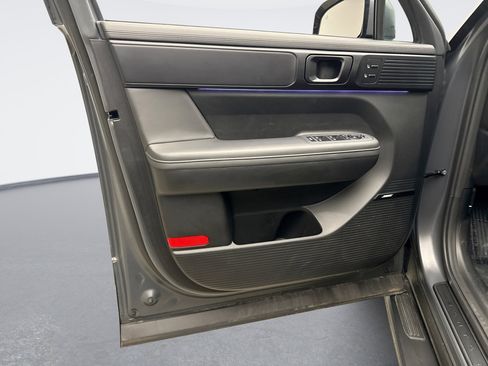 Used 2025 Hyundai Santa Fe Calligraphy image 9