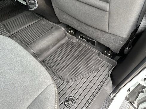 Used 2023 RAM 2500 Big Horn w/ Level B Equipment Group image 18