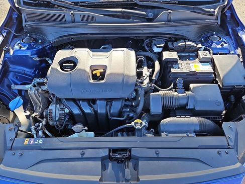 Certified 2019 Kia Forte LXS image 28