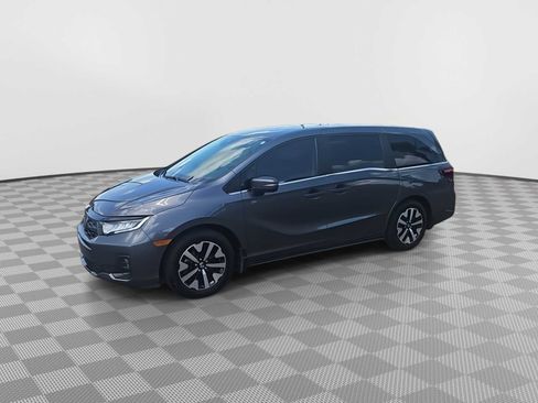 Certified 2025 Honda Odyssey EX-L image 4