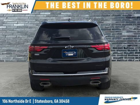 Used 2023 Chevrolet Traverse Premier AWD/4WD image 4