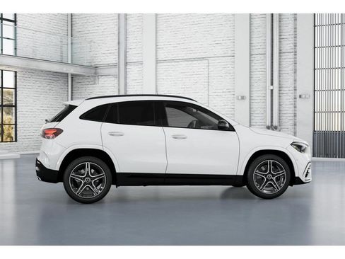 New 2026 Mercedes-Benz GLA 250 4MATIC image 17