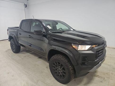 Used 2023 Chevrolet Colorado Trail Boss w/ Advanced Trailering Package image 3