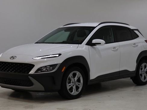 Used 2023 Hyundai Kona SEL w/ Cargo Package AWD/4WD image 3