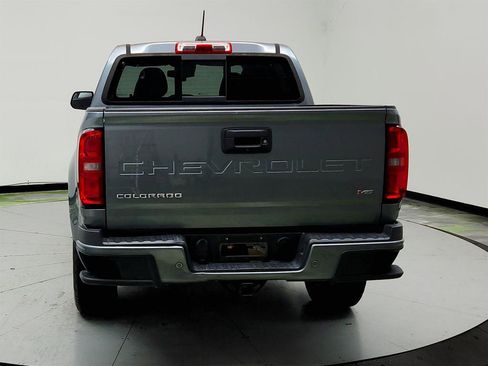 Used 2021 Chevrolet Colorado Z71 w/ Safety Package RWD image 6