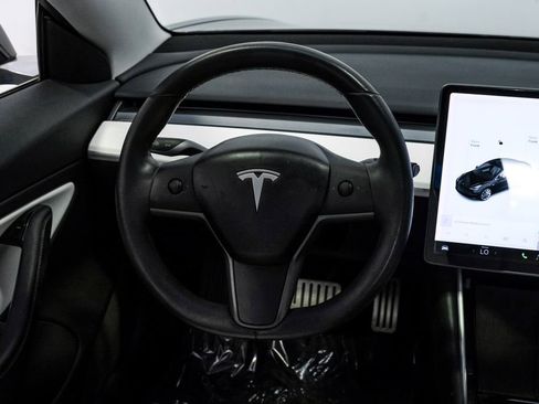 Used 2018 Tesla Model 3 Performance image 23