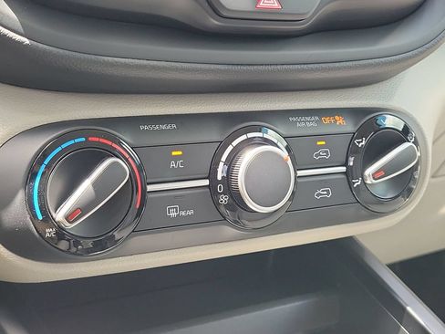 Certified 2024 Kia Soul LX FWD image 16