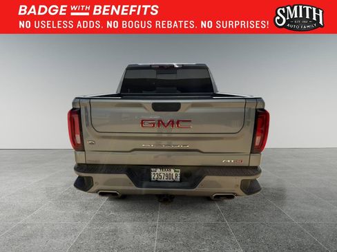 Used 2024 GMC Sierra 1500 AT4 w/ Technology Package AWD/4WD image 5