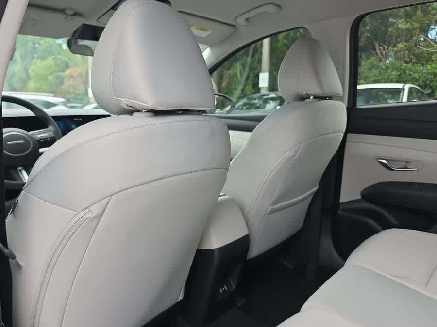 New 2026 Hyundai Tucson SE FWD image 19