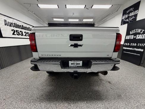 Used 2018 Chevrolet Silverado 3500 LT image 4