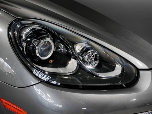 Used 2015 Porsche Cayenne Diesel image 45