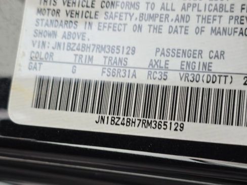 Used 2024 Nissan Z Performance w/ Floor Mat Package image 50