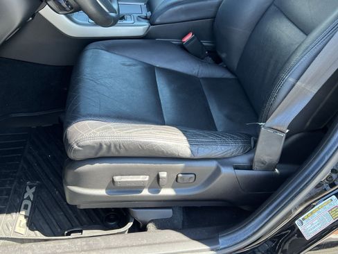 Used 2012 Acura RDX SH-AWD w/ Technology Package image 11