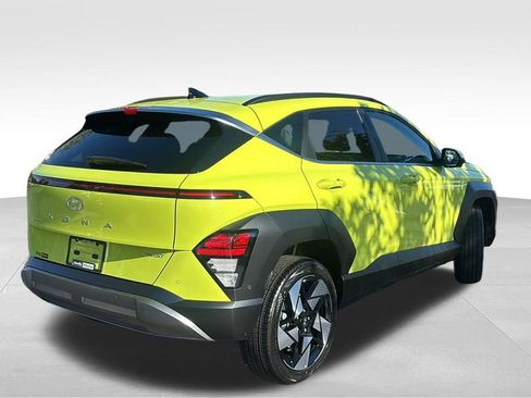 Used 2025 Hyundai Kona Limited image 7