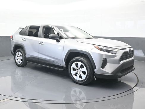 Used 2023 Toyota RAV4 LE image 8