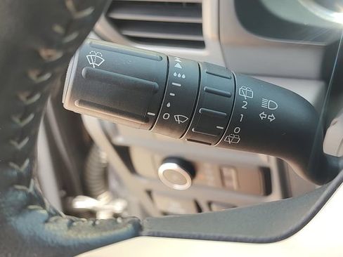 Used 2023 Ford Expedition XLT RWD image 22