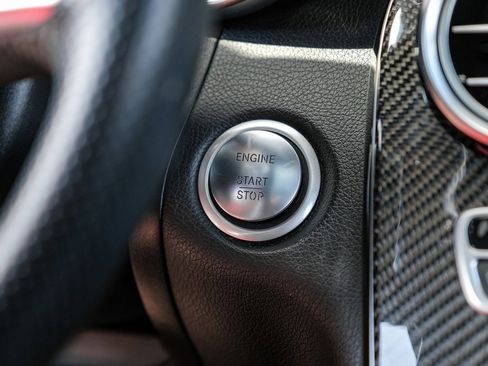 Used 2018 Mercedes-Benz GLC 43 AMG 4MATIC image 23