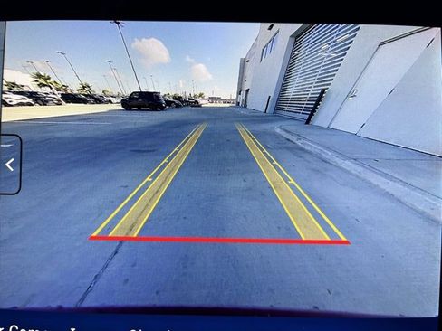 New 2026 Mercedes-Benz GLC 300 4MATIC image 11