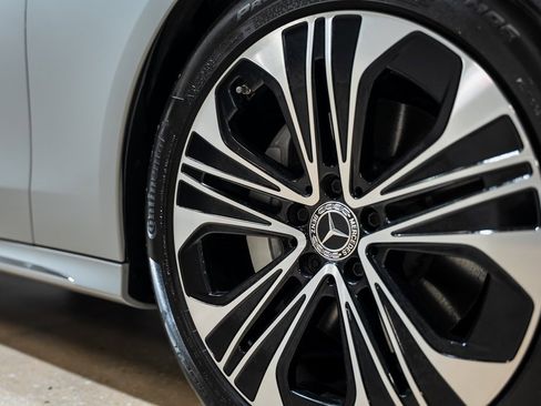 Used 2024 Mercedes-Benz E 350 4MATIC Sedan w/ Driver Assistance Package image 23