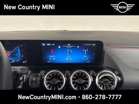 Used 2025 Mercedes-Benz GLA 35 AMG 4MATIC image 31