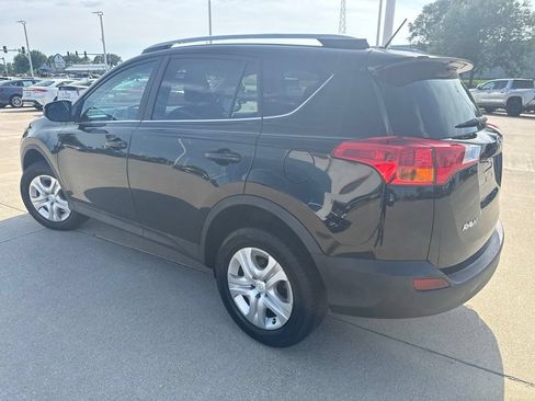 Used 2014 Toyota RAV4 LE FWD image 5