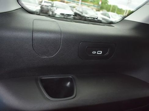 Used 2023 Jeep Grand Cherokee L Limited AWD/4WD image 49