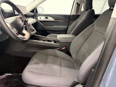 Certified 2025 Ford Explorer Active image 12