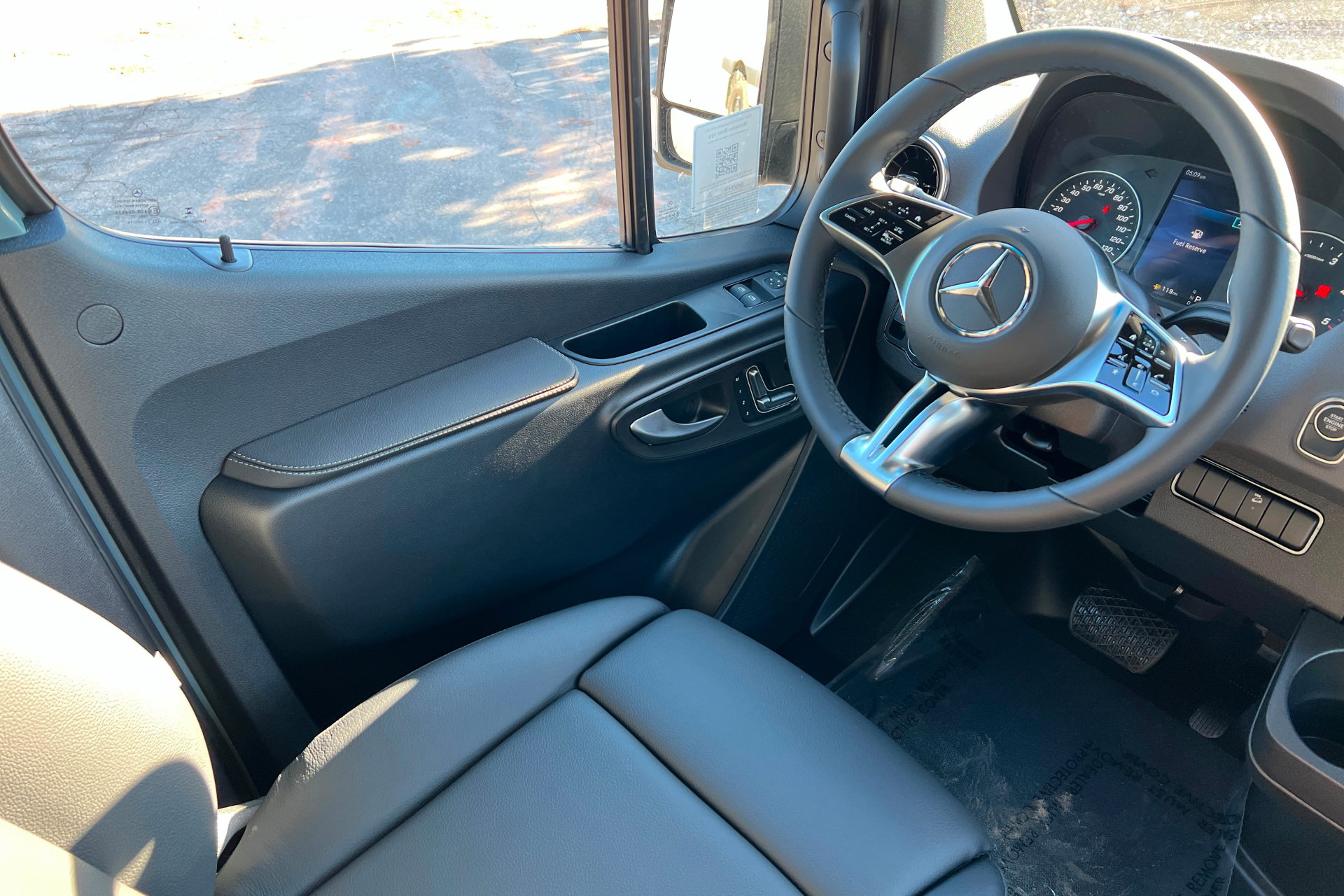New 2026 Mercedes-Benz Sprinter 2500 image 11