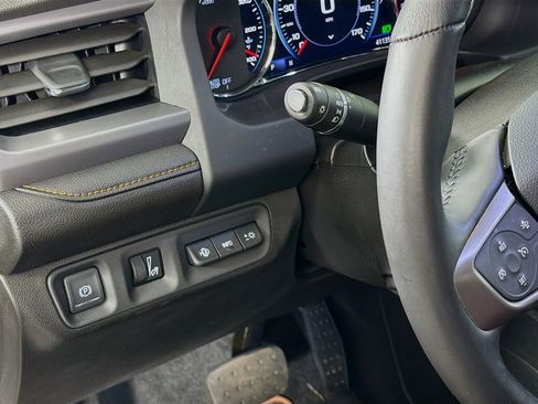 Used 2021 GMC Acadia AT4 w/ Technology Package image 11