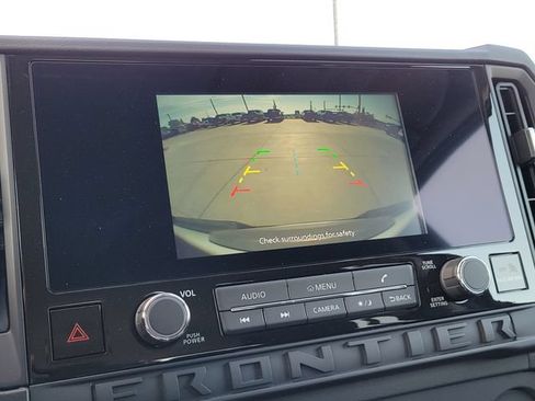 Used 2025 Nissan Frontier S AWD/4WD image 14