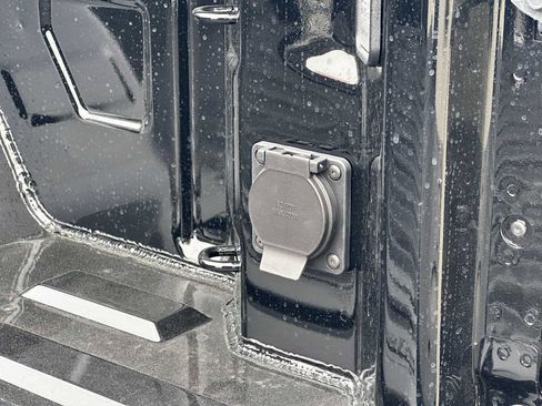 New 2025 GMC Sierra 1500 Pro w/ Pro Value Package image 17