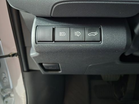 New 2026 Toyota C-HR AWD/4WD image 17