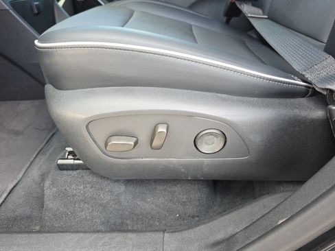 Certified 2026 Buick Enclave Preferred FWD image 17