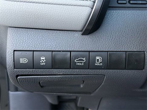 Used 2023 Toyota Camry SE image 22