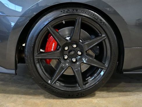 Used 2020 Ford Mustang Shelby GT500 w/ Carbon Fibre Track Pack image 16