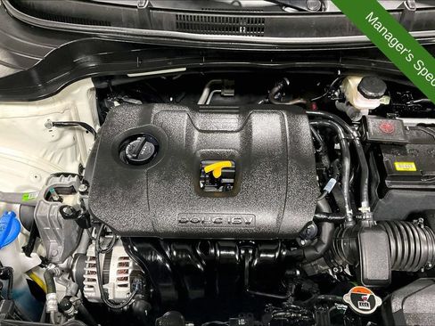 Used 2025 Kia Soul LX w/ LX Technology Package FWD image 38