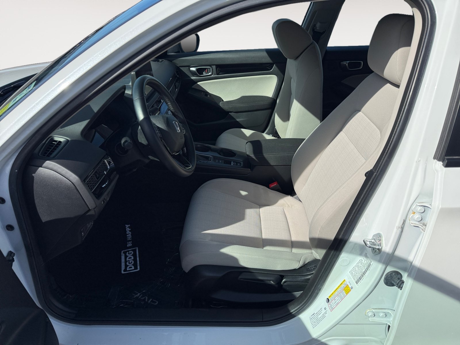 Used 2023 Honda Civic EX image 10