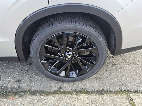 New 2025 Mitsubishi Outlander SEL Black Edition image 9