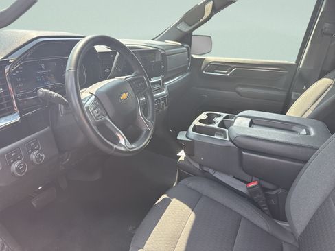 Used 2024 Chevrolet Silverado 1500 LT AWD/4WD image 11