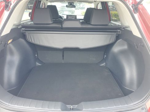 Certified 2022 Toyota Corolla Cross LE w/ Moonroof Package FWD image 9