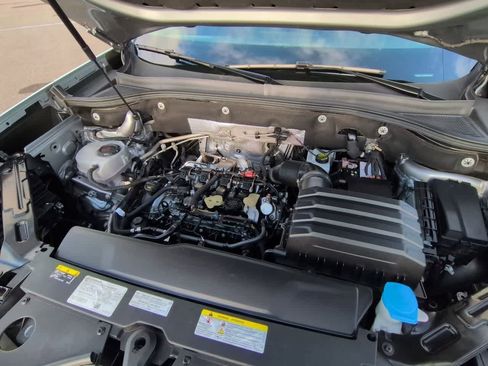 Used 2024 Volkswagen Atlas SE image 14